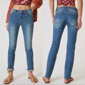 Pilcro Anthropologie Slim Boyfriend Fit Mid Rise Jeans Size 26